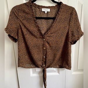 Gilli Short Sleeve Cheetah Print button up
